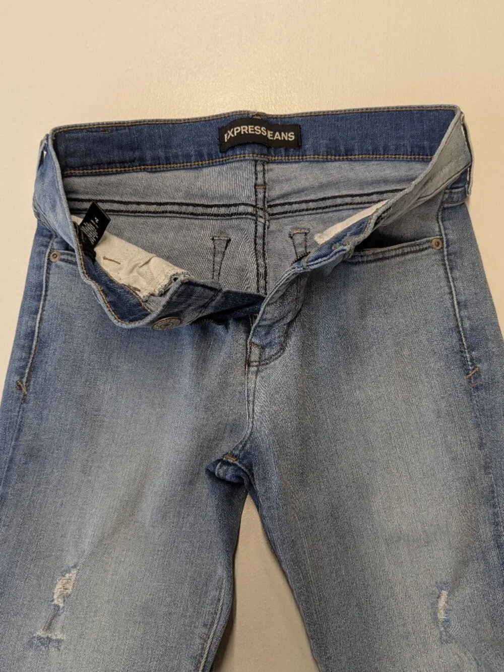 Express Jeans Distressed Mid-Rise Ankle Legging Size 2R